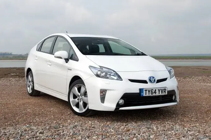 Toyota Prius - Car for rental in Sri Lanka